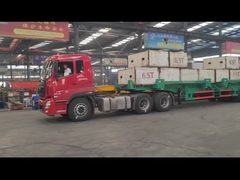 een halve aanhangwagen met een terminal skelet